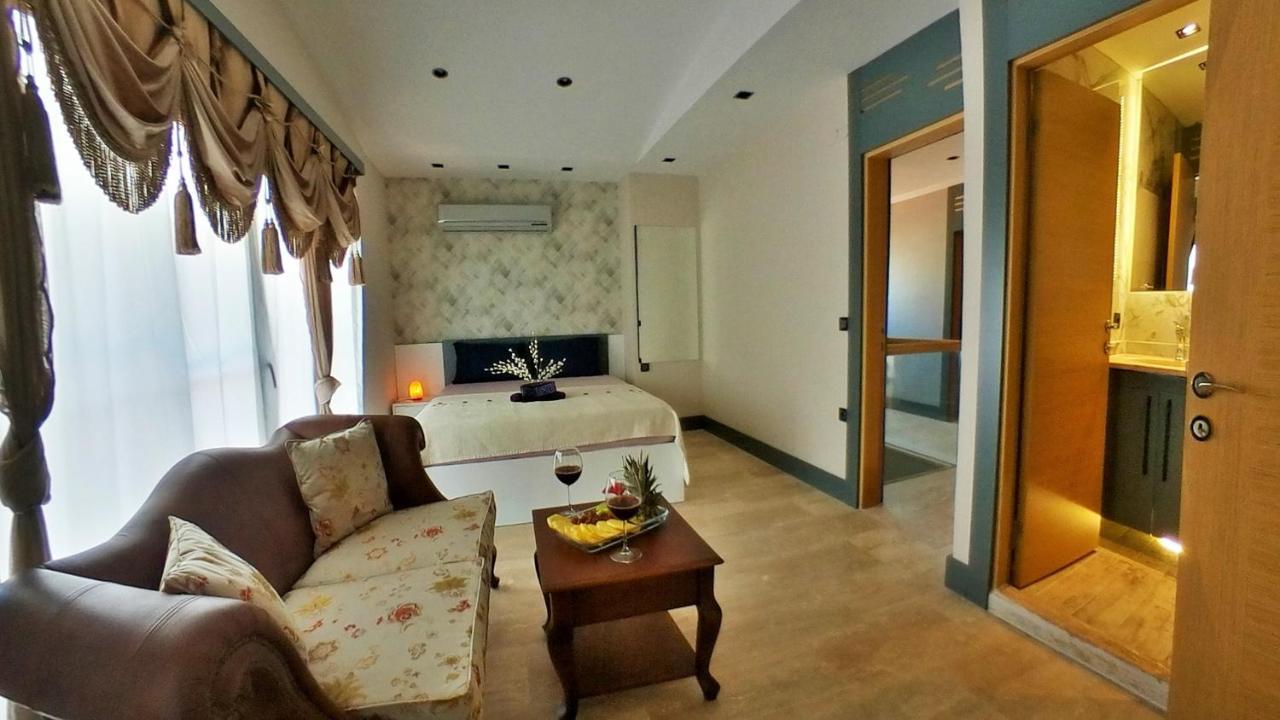 Fun&Sun River Villas With Amazing Landscape 5+1 เบเลก ภายนอก รูปภาพ